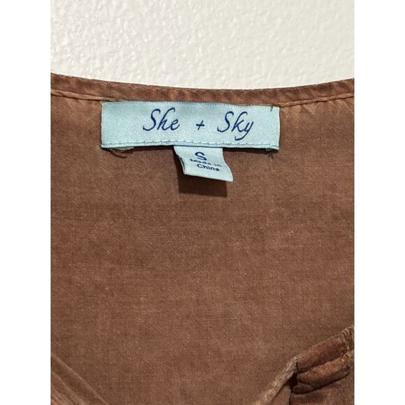 She + Sky Brown Boho Button Front Blouse Lace Hem Peasant Top Women’s Small - Picture 2 of 7